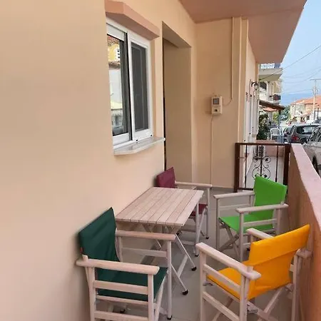 Cozy Apartment In Paleros! S & C Apartment Exterior photo